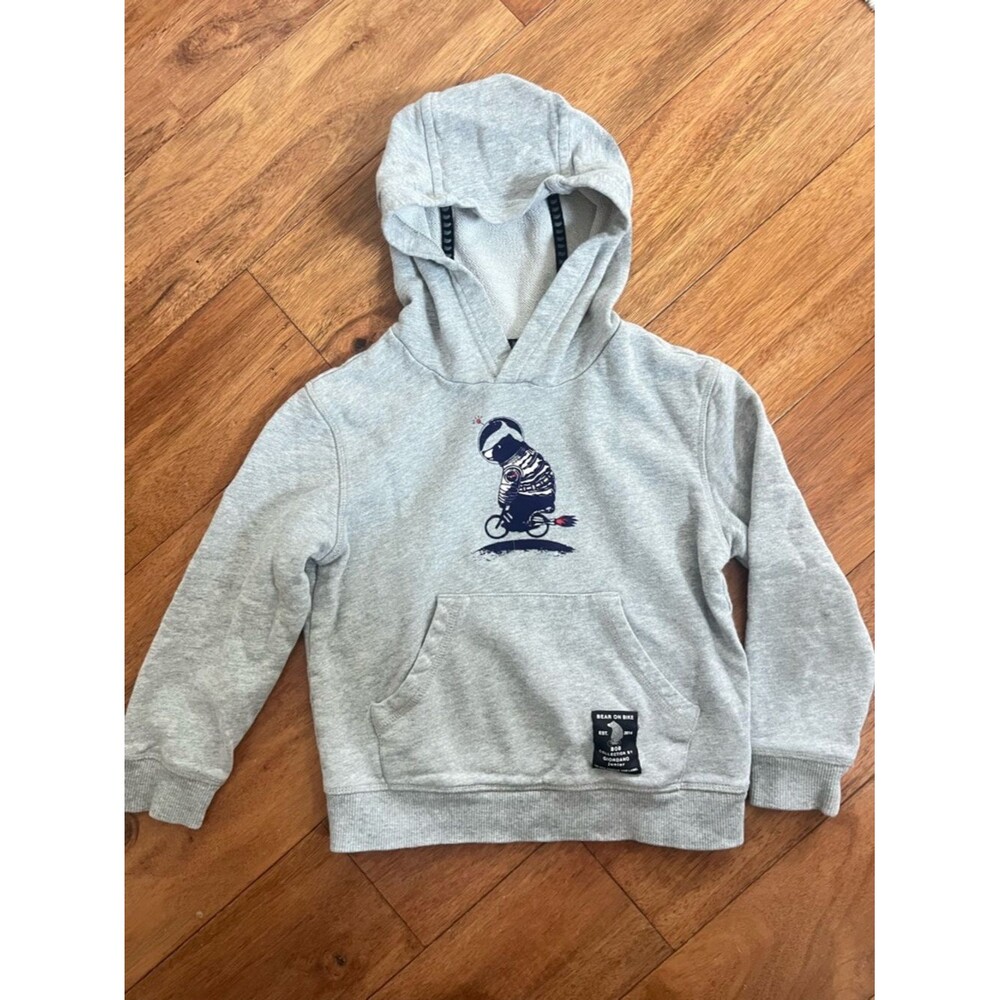 Giordano Bear on Bike Gray Kids Hoodie with Astronaut Graphic - Size 6-7 Years